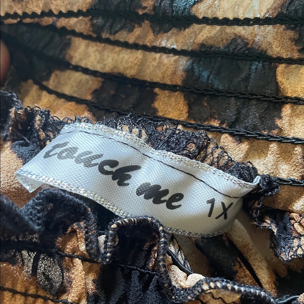 Off The Shoulder,Leopard Print Ruffled Sleeve Blo… - image 3